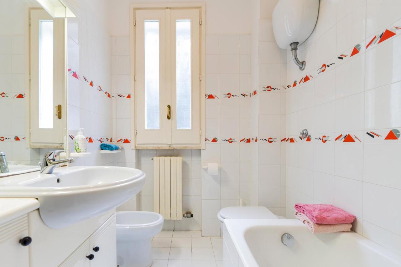 Intera Casa Ad Uso Esclusivo Con 3 Camere 2 Bagni Giardino Wifi Parcheggio Lavatrice Microonde Barbecue Macchina Caffe Tuglie Exterior foto