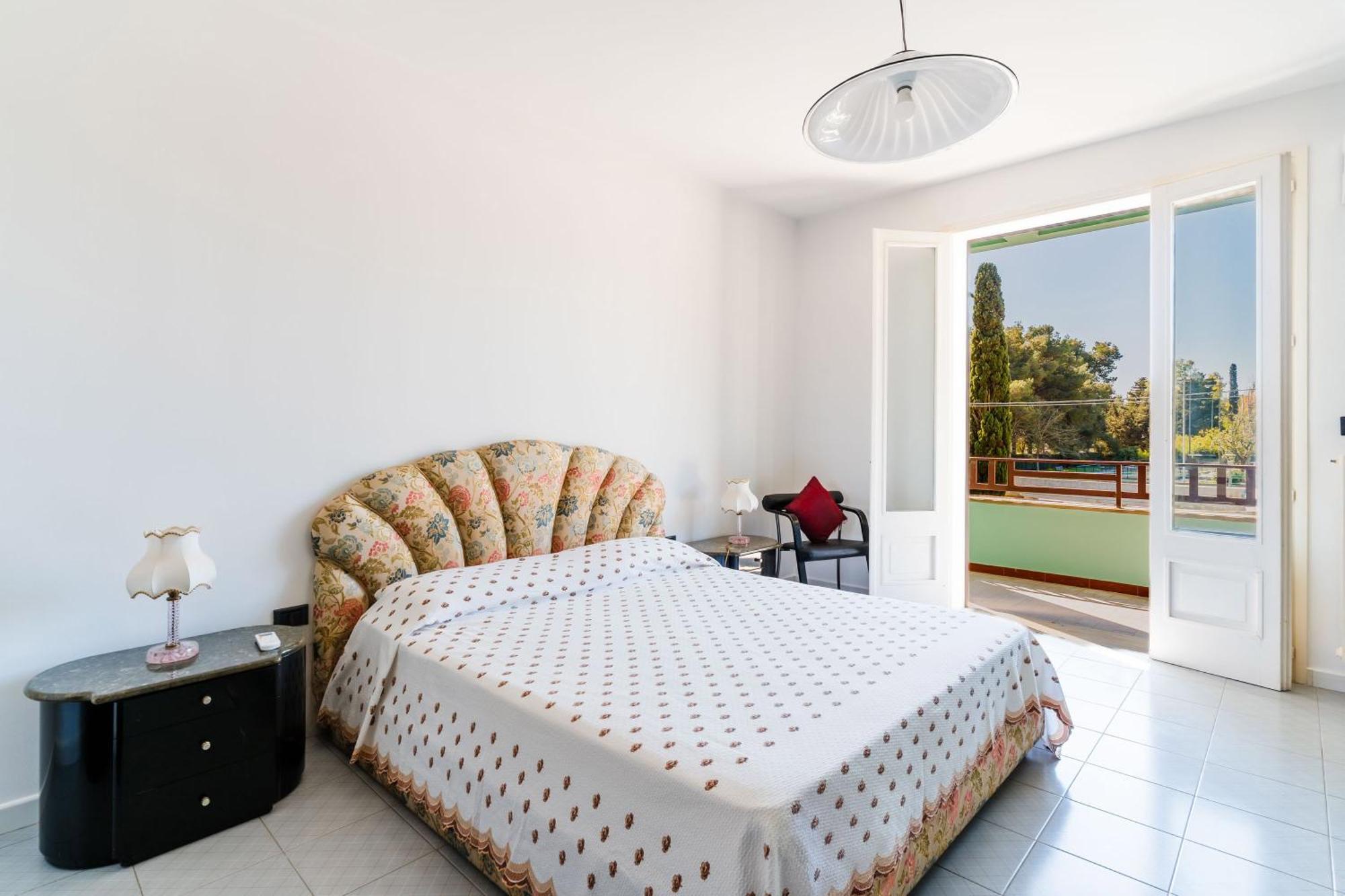 Intera Casa Ad Uso Esclusivo Con 3 Camere 2 Bagni Giardino Wifi Parcheggio Lavatrice Microonde Barbecue Macchina Caffe Tuglie Exterior foto