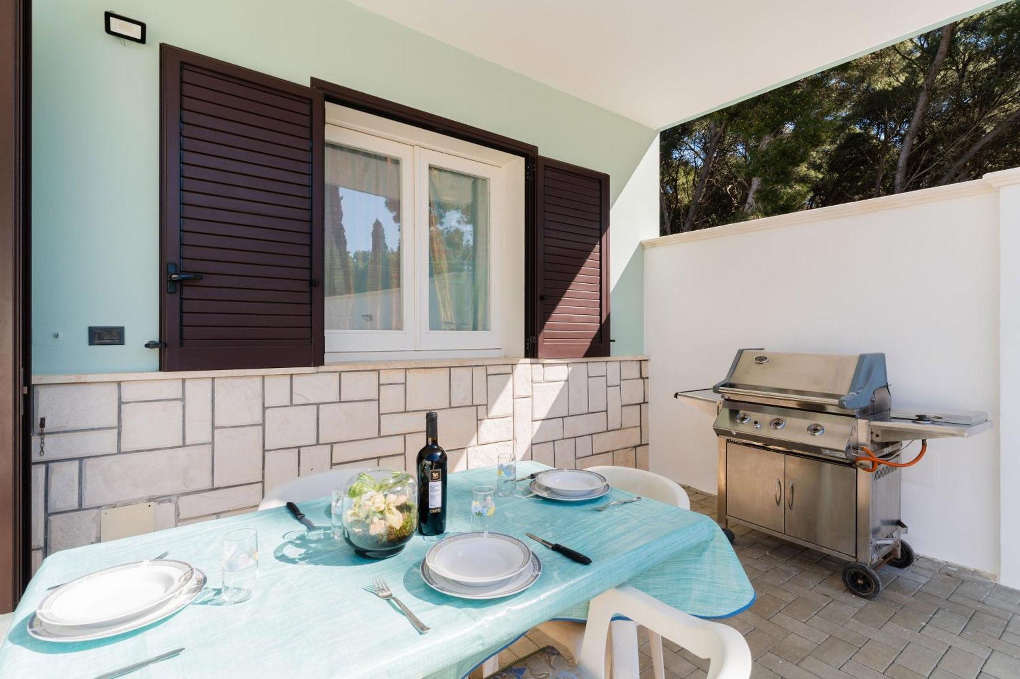 Intera Casa Ad Uso Esclusivo Con 3 Camere 2 Bagni Giardino Wifi Parcheggio Lavatrice Microonde Barbecue Macchina Caffe Tuglie Exterior foto